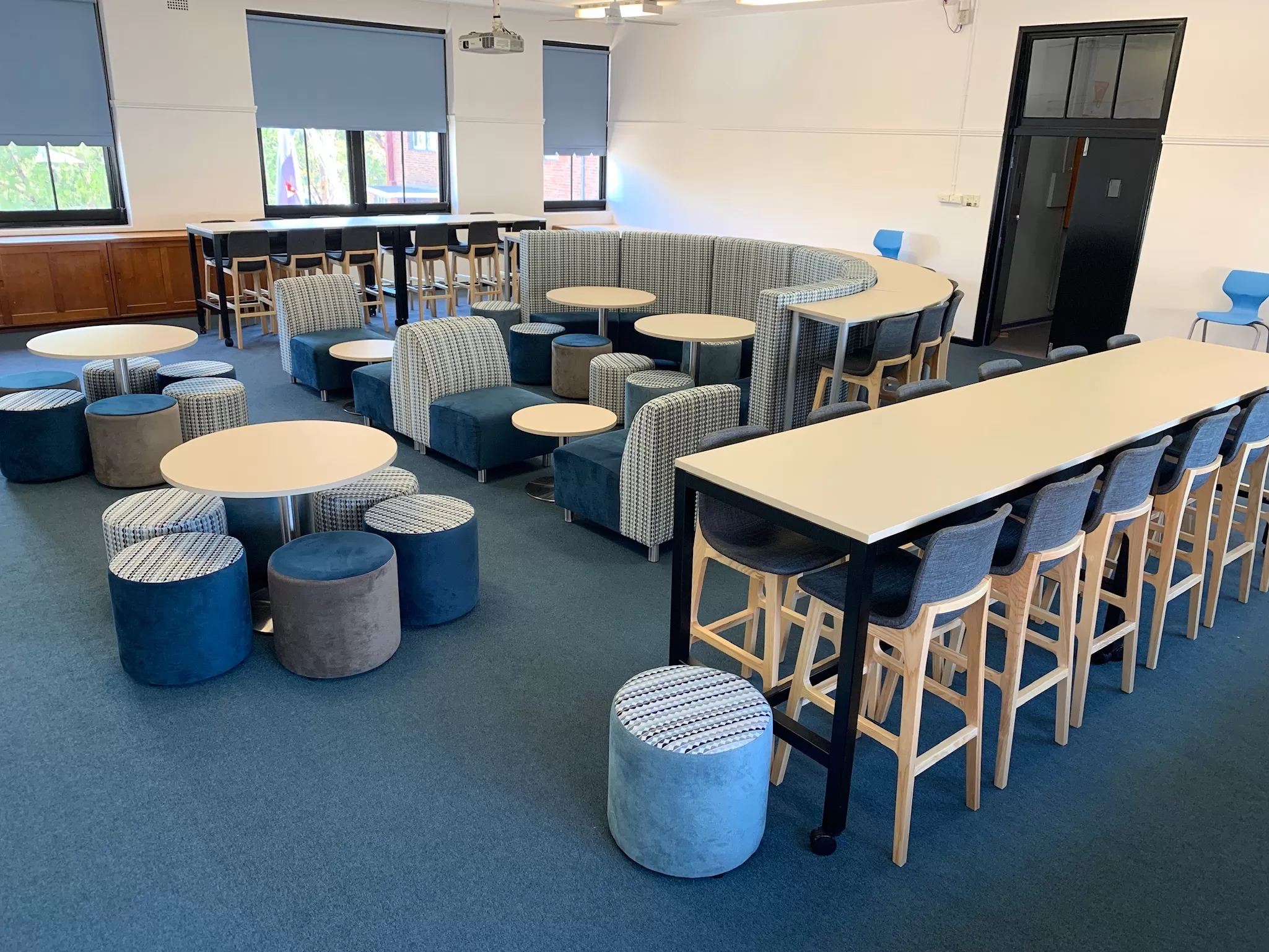 Penrith Selective High School Common Room | Abaxkf