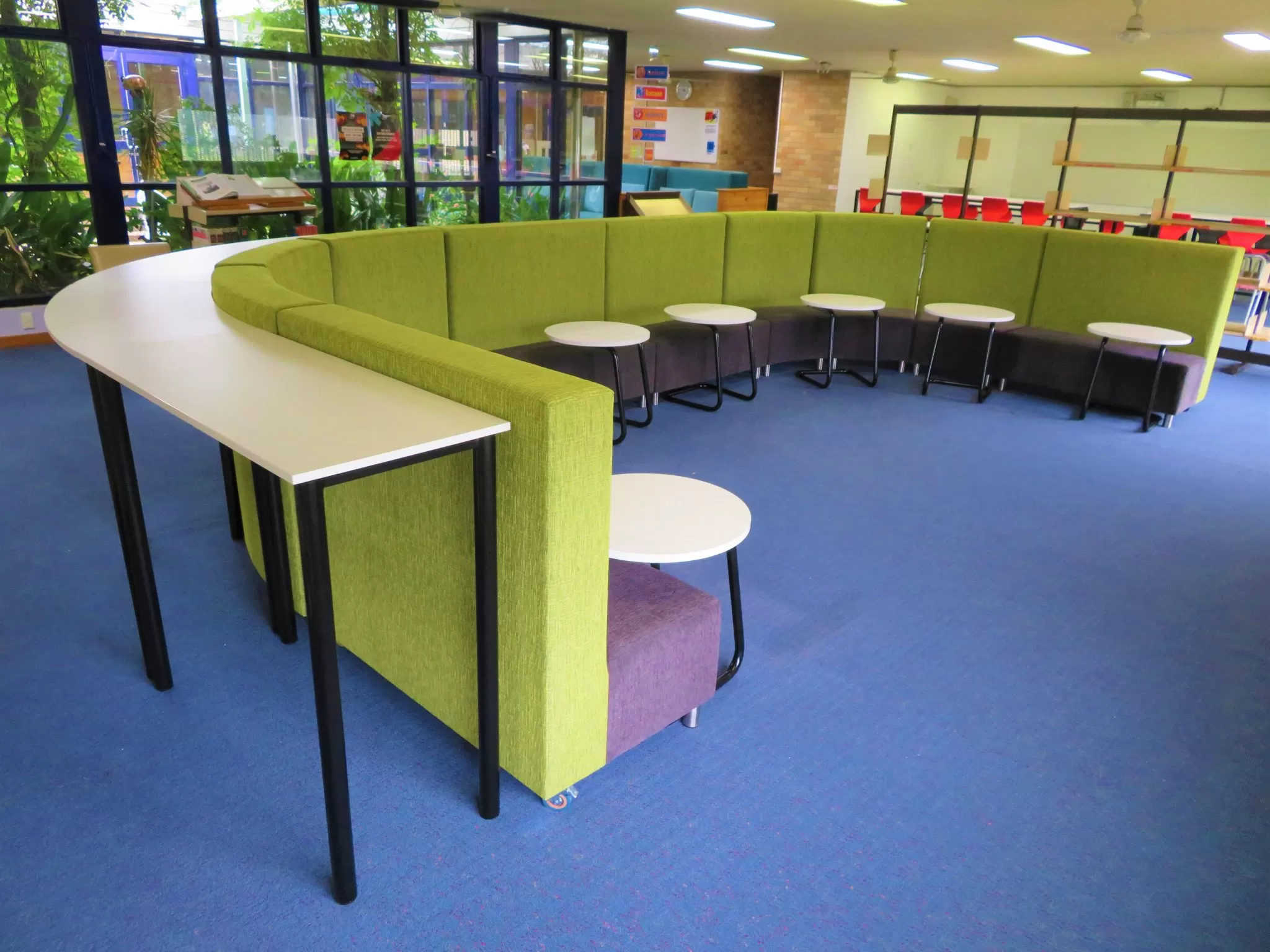 Colyton High School Library | Abaxkf