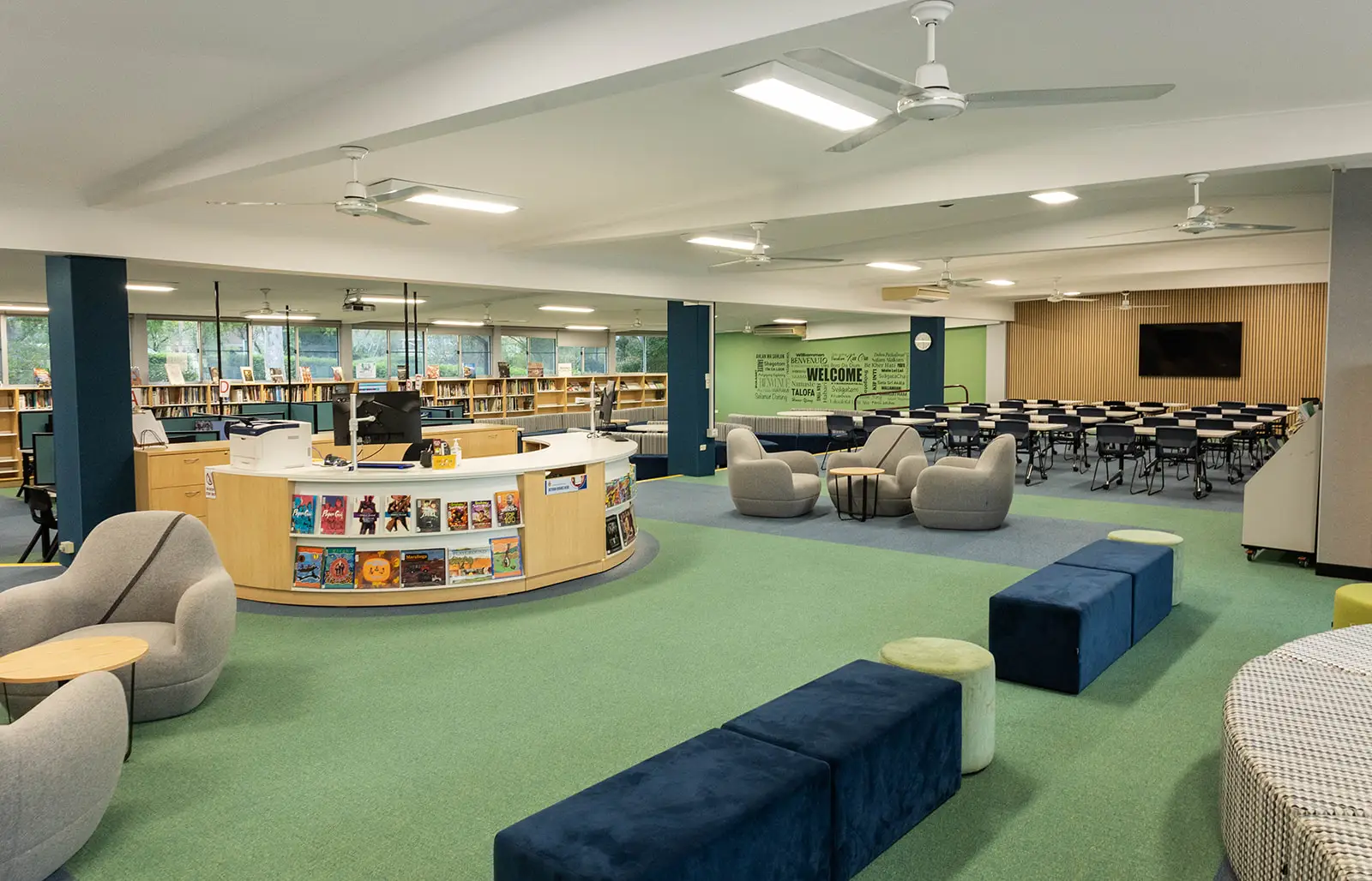 Blacktown Boys High School Library - Abaxkf